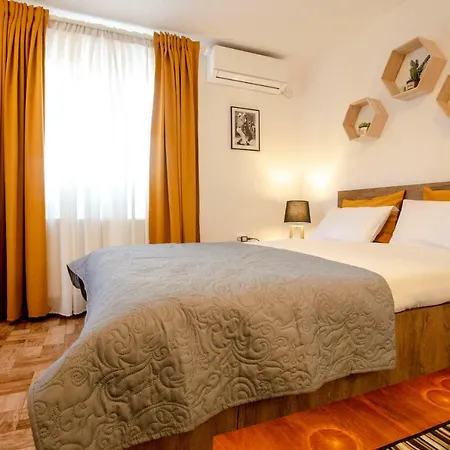 Color Downtown Daire